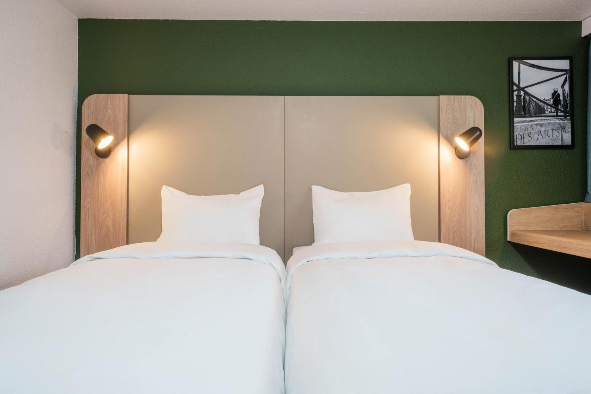 Campanile Montpellier Est Le Millenaire Hotel Ngoại thất bức ảnh
