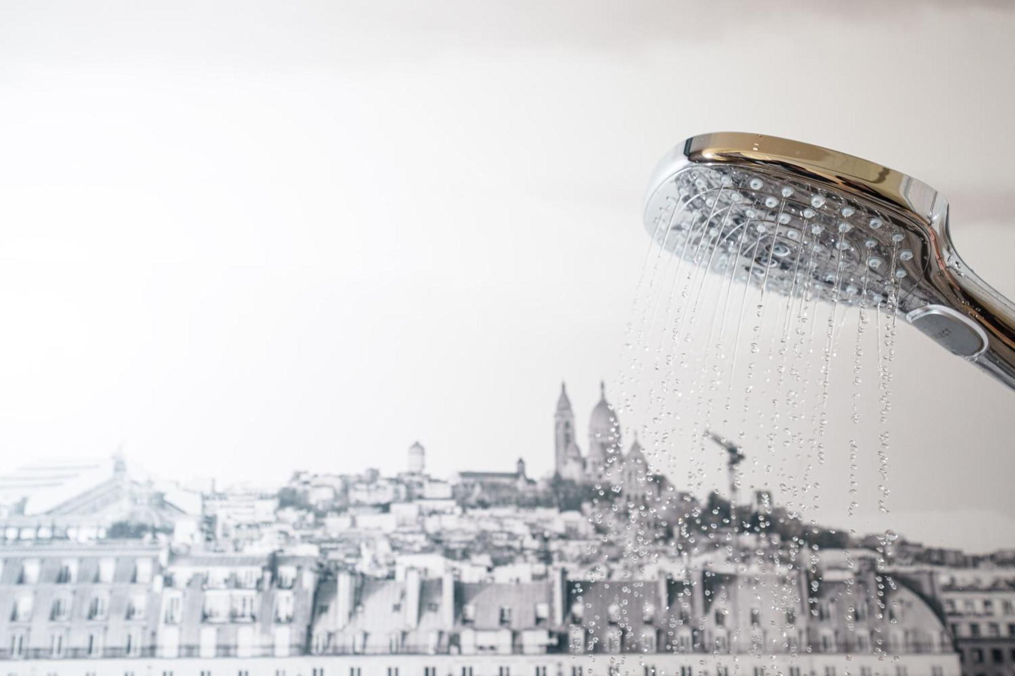 Campanile Montpellier Est Le Millenaire Hotel Ngoại thất bức ảnh
