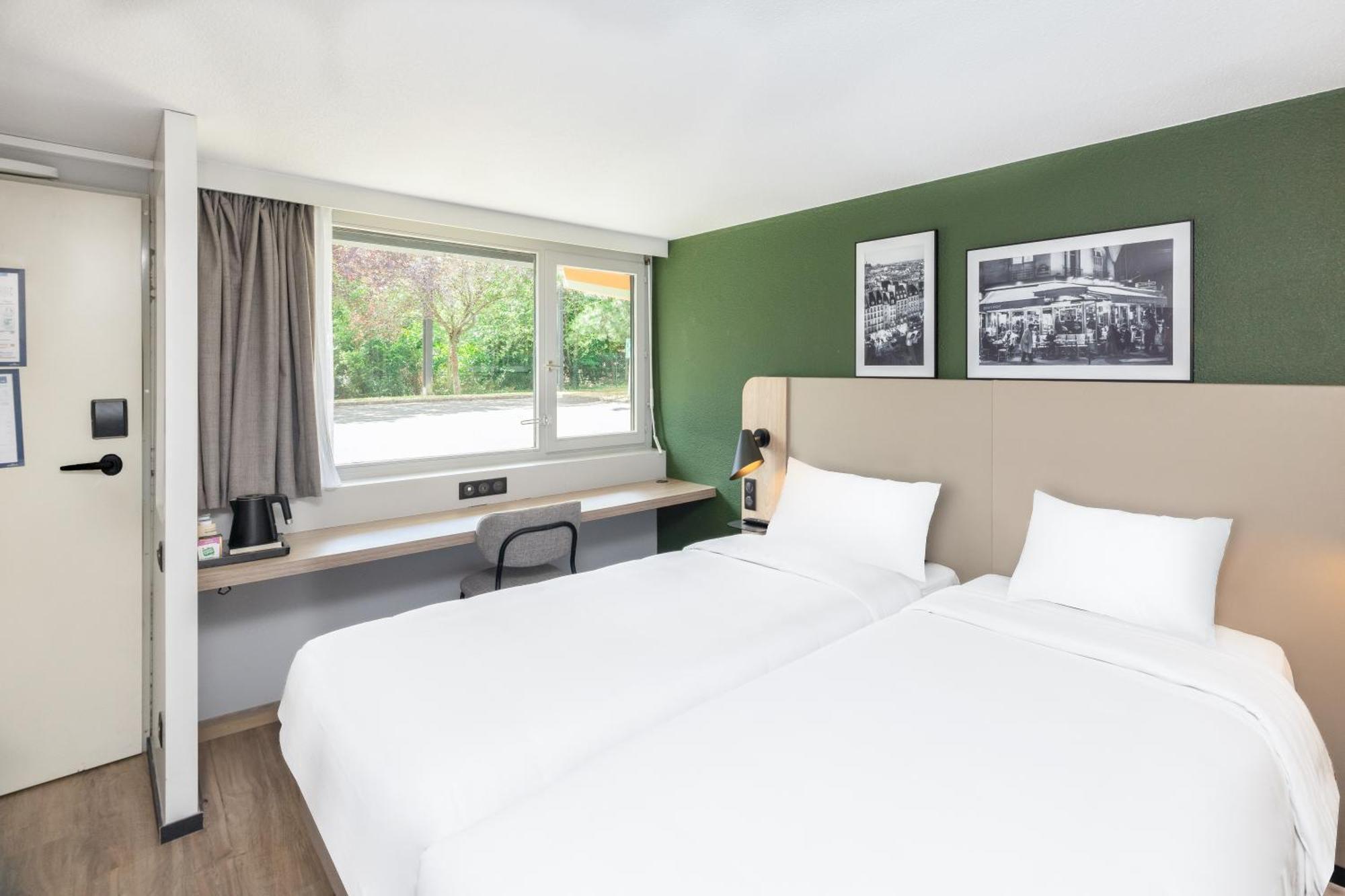 Campanile Montpellier Est Le Millenaire Hotel Ngoại thất bức ảnh